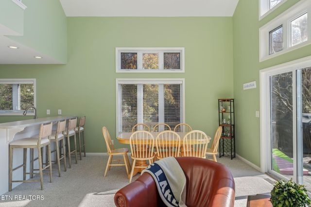 551 Deerwood Lane, Lafollette, TN 37766