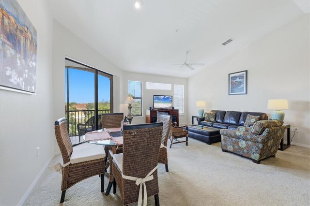 8325 38TH STREET CIRCLE E 307, Sarasota, FL 34243
