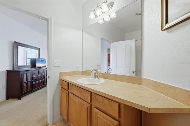 8325 38TH STREET CIRCLE E 307, Sarasota, FL 34243
