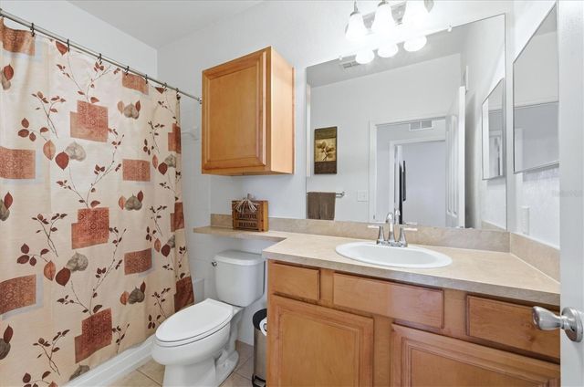 8325 38TH STREET CIRCLE E 307, Sarasota, FL 34243