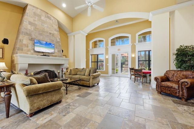 8325 38TH STREET CIRCLE E 307, Sarasota, FL 34243