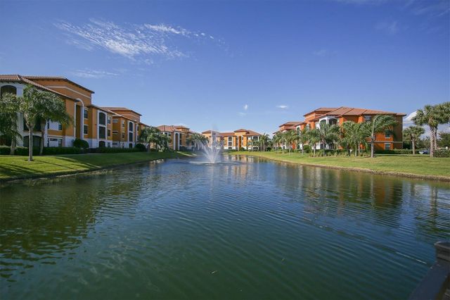 8325 38TH STREET CIRCLE E 307, Sarasota, FL 34243