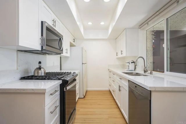6878 NAVAJO RD 36, San Diego, CA 92119