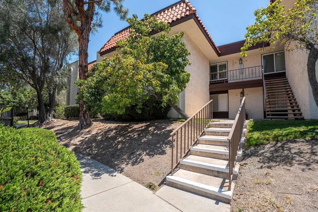 6878 NAVAJO RD 36, San Diego, CA 92119