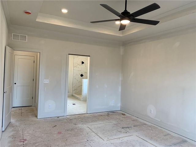 10515 N Liberty Street, Kansas City, MO 64155