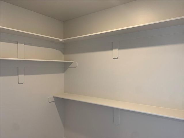 10515 N Liberty Street, Kansas City, MO 64155