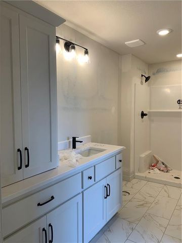 10515 N Liberty Street, Kansas City, MO 64155