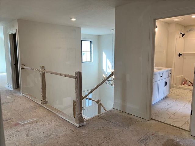 10515 N Liberty Street, Kansas City, MO 64155