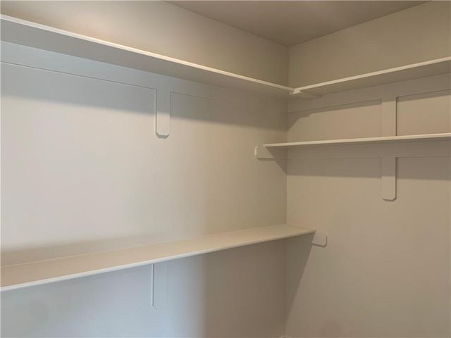 10515 N Liberty Street, Kansas City, MO 64155