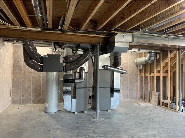 10515 N Liberty Street, Kansas City, MO 64155