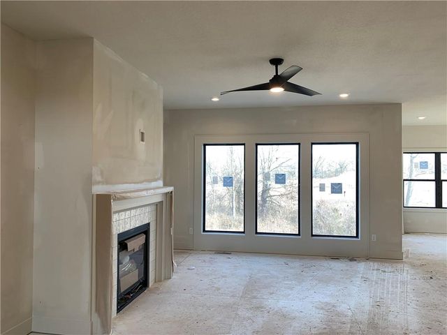 10515 N Liberty Street, Kansas City, MO 64155