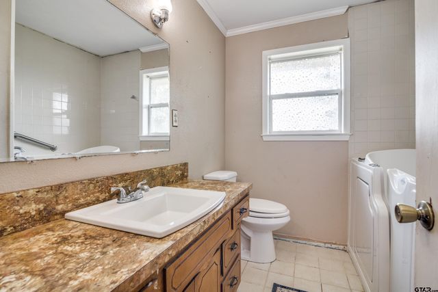 3304 VZ County Road 1712, Grand Saline, TX 75140