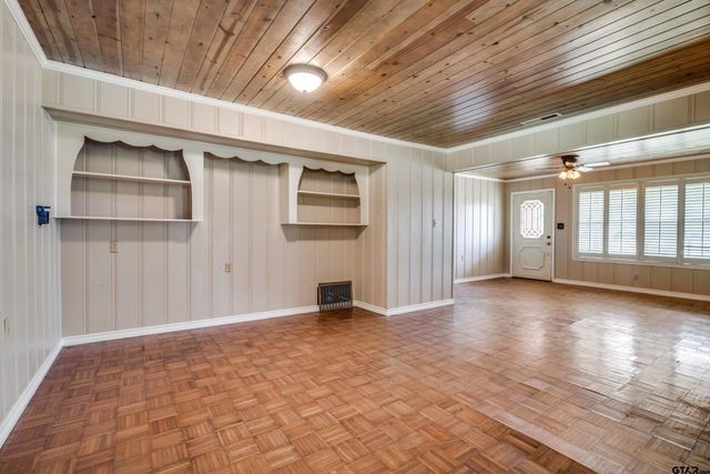 3304 VZ County Road 1712, Grand Saline, TX 75140