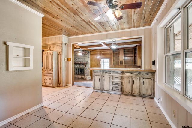 3304 VZ County Road 1712, Grand Saline, TX 75140