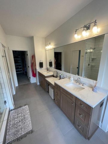 11909 Long Lake Drive NW, Sparta, MI 49345