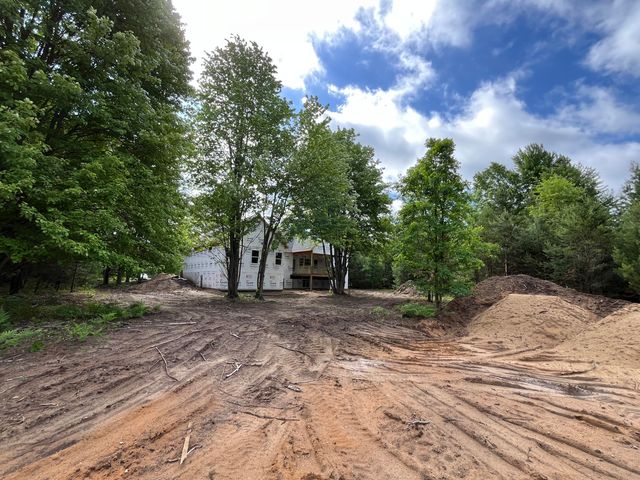 11909 Long Lake Drive NW, Sparta, MI 49345