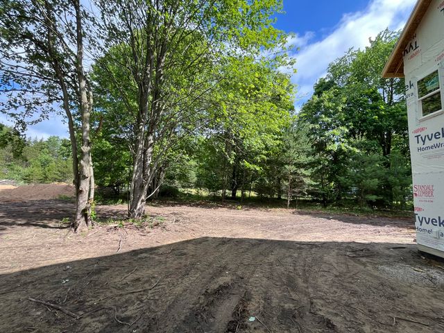 11909 Long Lake Drive NW, Sparta, MI 49345