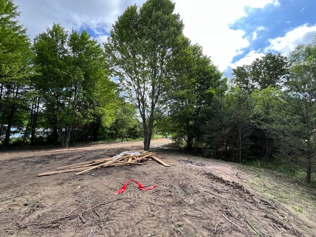 11909 Long Lake Drive NW, Sparta, MI 49345