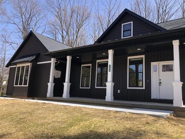 11909 Long Lake Drive NW, Sparta, MI 49345