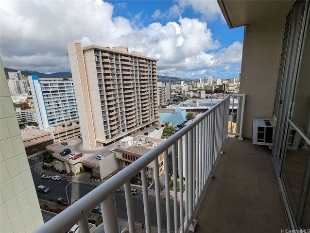 750 Amana Street 1504, Honolulu, HI 96814
