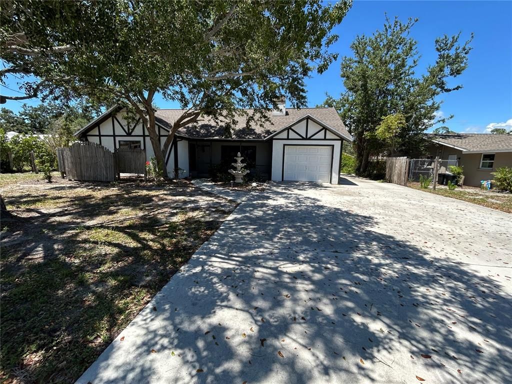 1500 CREST DRIVE, Englewood, FL 34223
