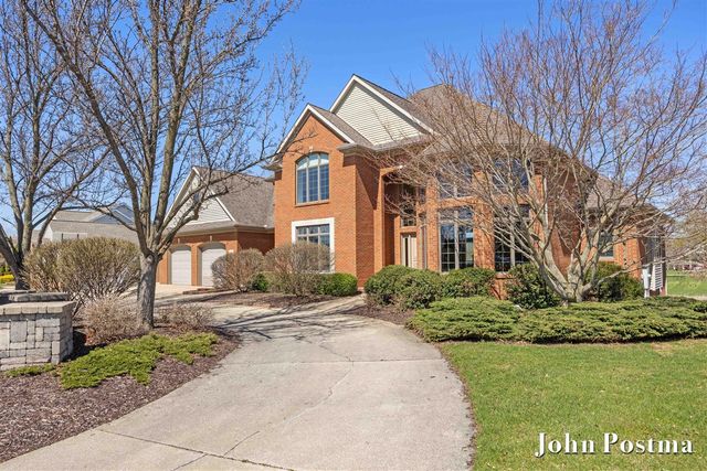 1365 Crystalaire Court, Caledonia, MI 49316