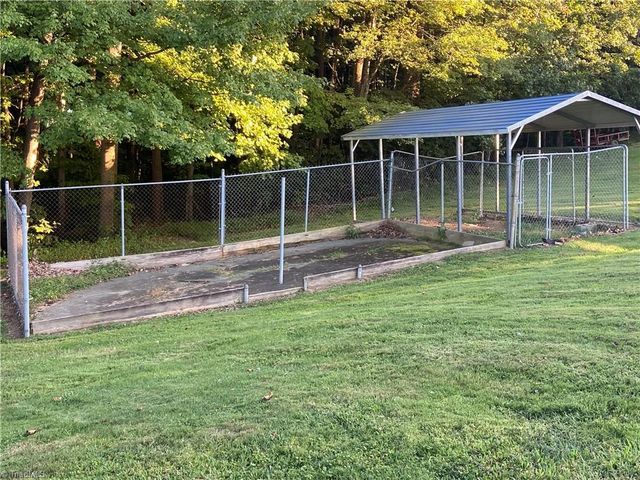 3605 NC 268, Siloam, NC 27047