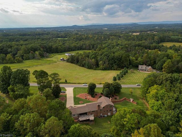 3605 NC 268, Siloam, NC 27047