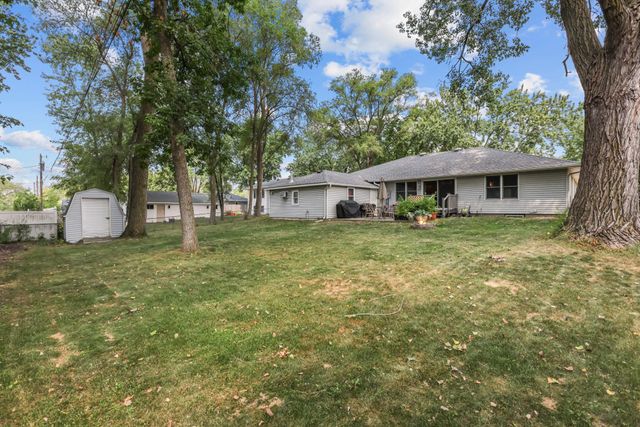 330 110th Lane NW, Coon Rapids, MN 55448