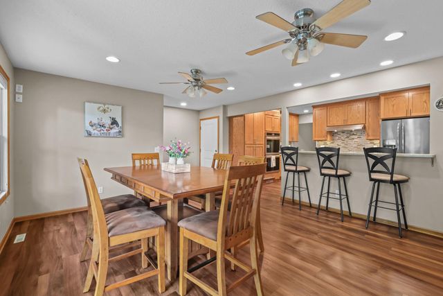 330 110th Lane NW, Coon Rapids, MN 55448