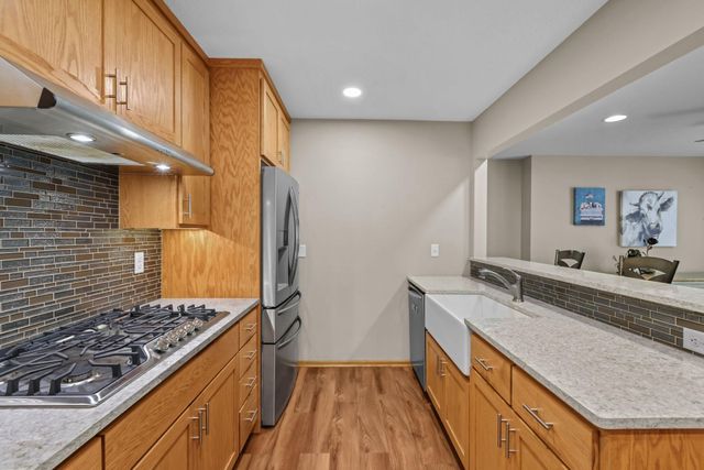 330 110th Lane NW, Coon Rapids, MN 55448