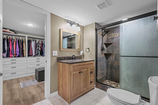 330 110th Lane NW, Coon Rapids, MN 55448