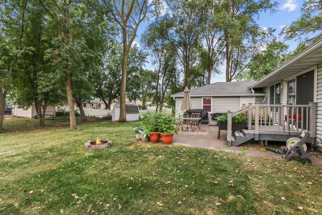 330 110th Lane NW, Coon Rapids, MN 55448