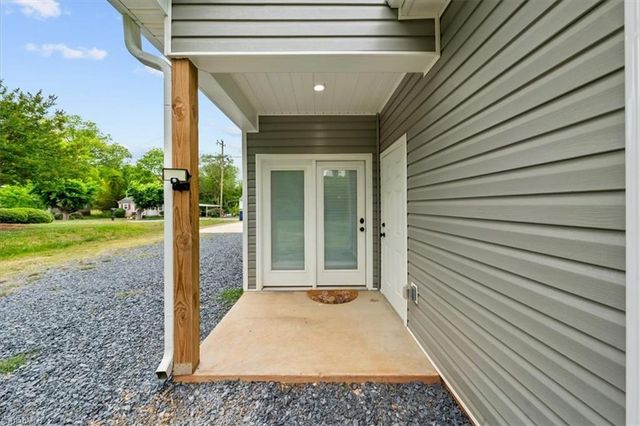 113 Sunset Drive, Randleman, NC 27317