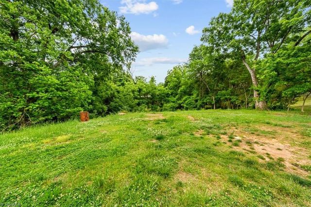 113 Sunset Drive, Randleman, NC 27317