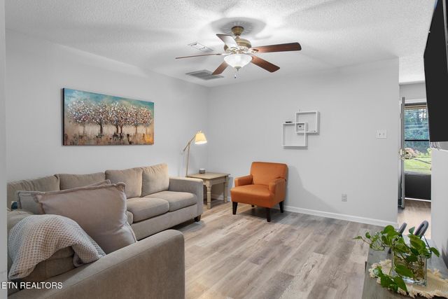 3711 Gunnison Way, Knoxville, TN 37921