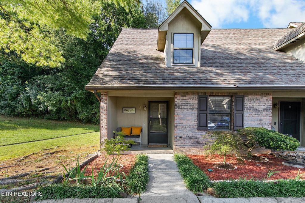 3711 Gunnison Way, Knoxville, TN 37921