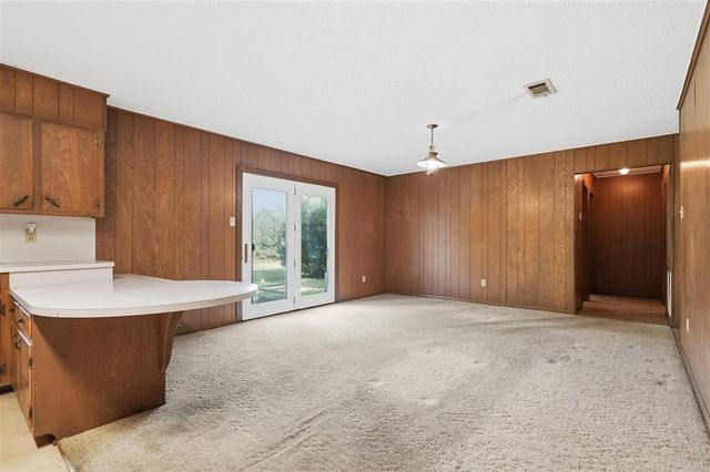 1202 Wachsen Drive, Moss Bluff, LA 70611