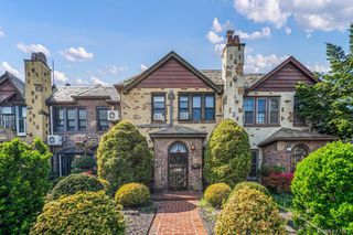 89-07 63rd Avenue, Rego Park, NY 11374