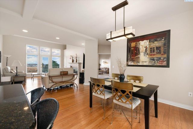 1213 Brentwood Ave, Richland, WA 99352