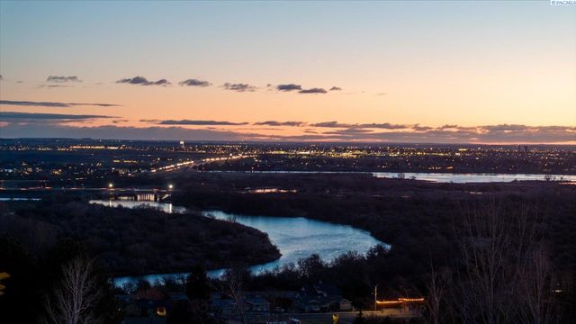 1213 Brentwood Ave, Richland, WA 99352