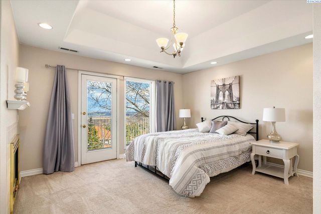 1213 Brentwood Ave, Richland, WA 99352