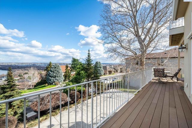 1213 Brentwood Ave, Richland, WA 99352