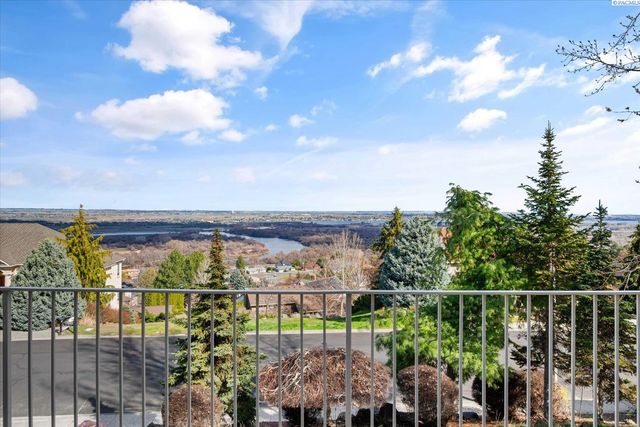 1213 Brentwood Ave, Richland, WA 99352