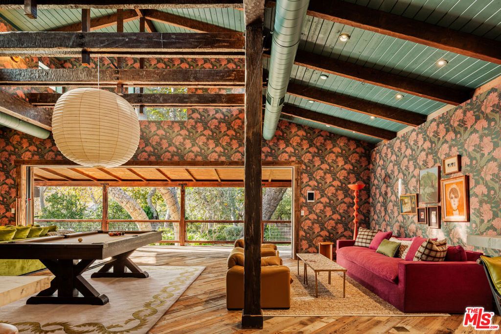 Image 22 of property listing at 6332 Busch Drive, Malibu, CA 90265