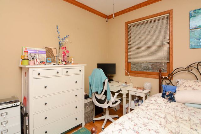 1720 W AUGUSTA Avenue 2, Chicago, IL 60622