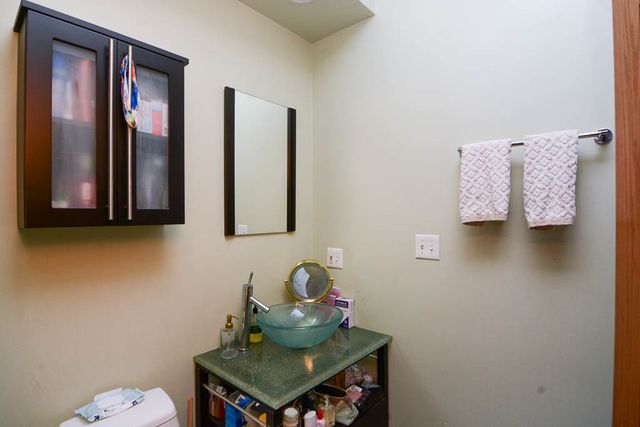 1720 W AUGUSTA Avenue 2, Chicago, IL 60622