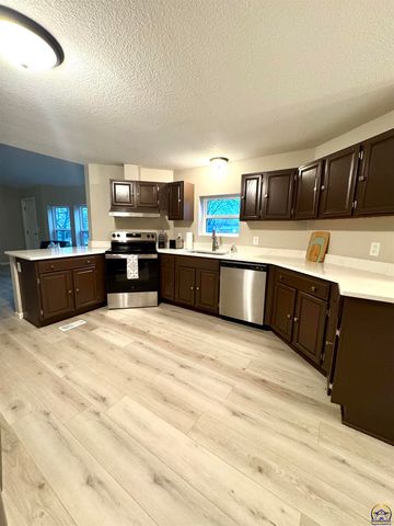 308 Herkimer ST, Oskaloosa, KS 66066