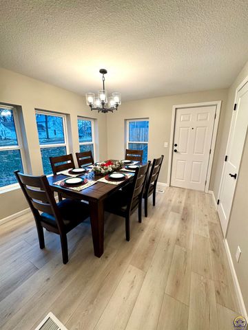 308 Herkimer ST, Oskaloosa, KS 66066