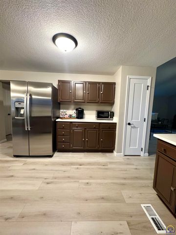 308 Herkimer ST, Oskaloosa, KS 66066